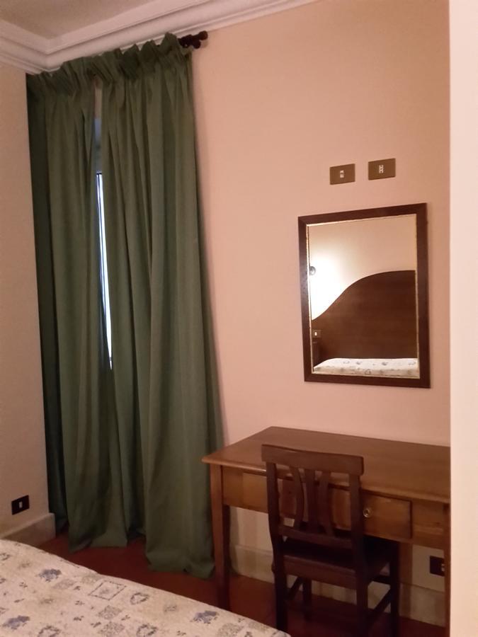 Hotel 4 Coronati Rom Exteriör bild